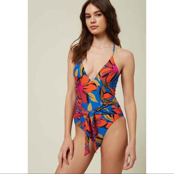 O’Neill ‘Gala’ V Neck One Piece - Picture 4 of 7